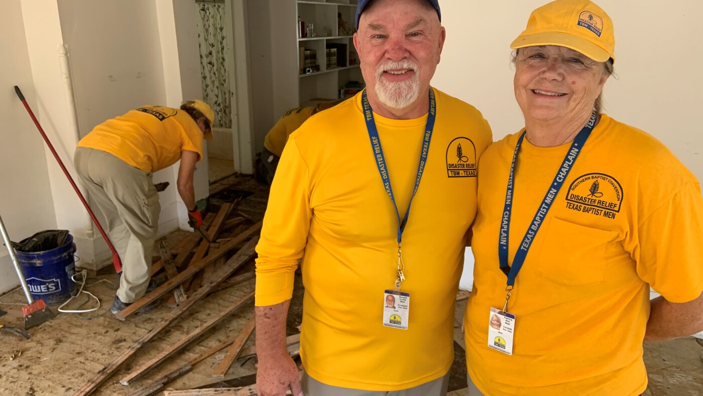 After Hurricane Helene in Appalachia, volunteers help clean up : NPR