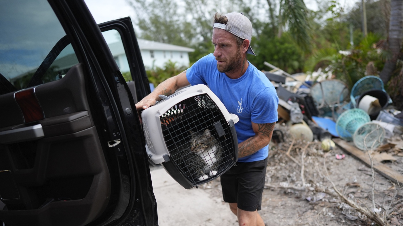 Floridians move to higher ground as Hurricane Milton edges closer : NPR