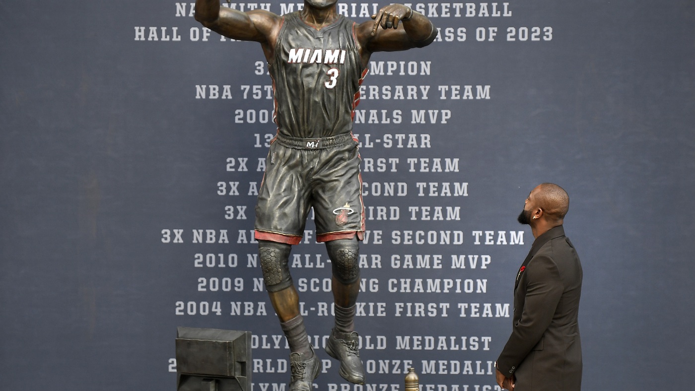 Dwyane Wade's 'this is my house' Miami Heat statue draws critics : NPR