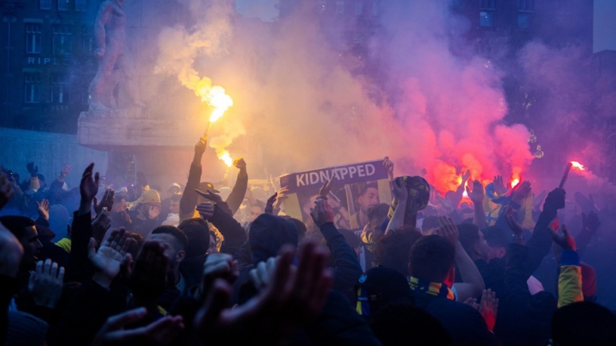 Israeli football fans clash with protesters in Amsterdam | Israel-Palestine conflict News