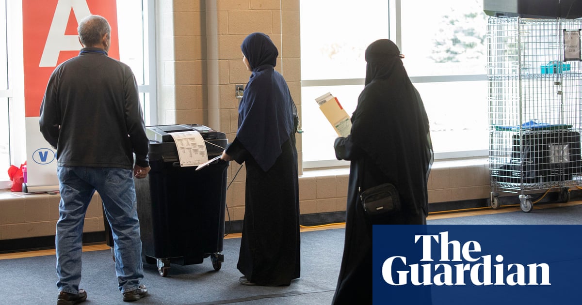 ‘It can get worse’: Arab and Muslim Americans make final push for Harris | US elections 2024