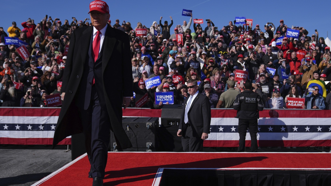 Trump and Harris crisscross campaign trail days out from Election Day : NPR