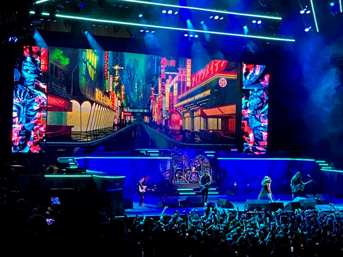 Iron Maiden’s Headbanging ‘Future Past’ Tour Makes A New York Stopover