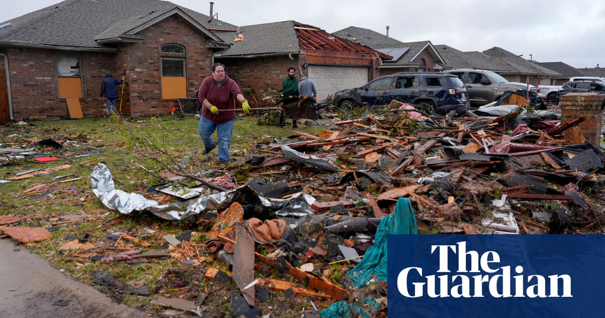 Oklahoma: more tornado warnings issued a day after 11 killed in twisters | Oklahoma