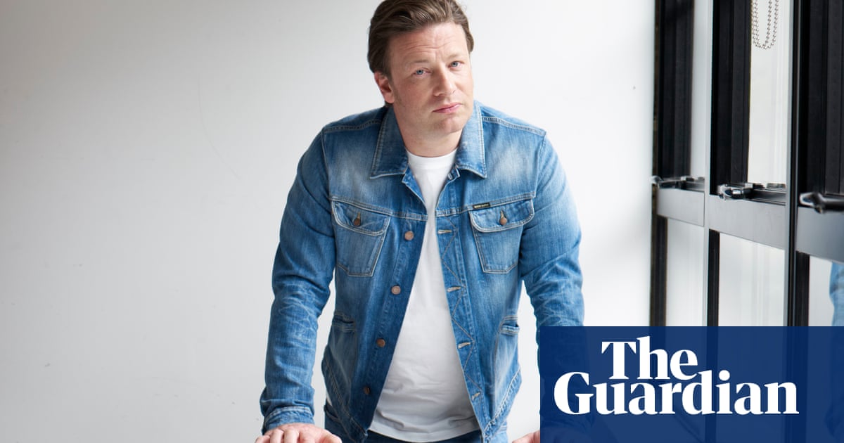 Jamie Oliver apologises after his children’s book is criticised for ‘stereotyping’ First Nations Australians | Jamie Oliver