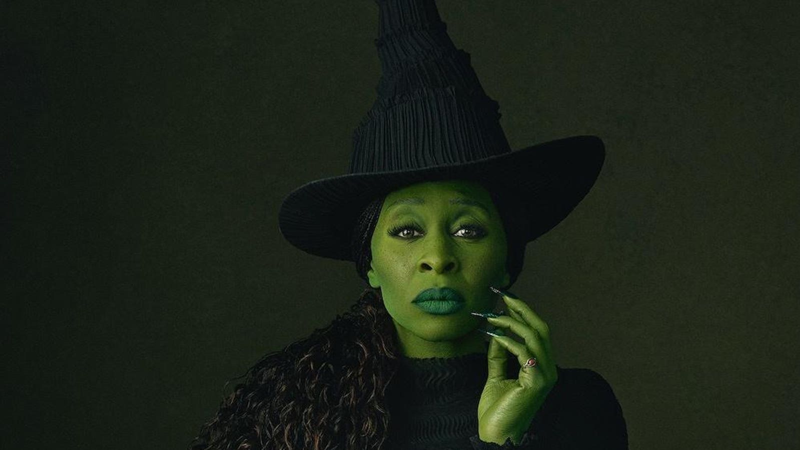 Wicked’s Costume Designer Shares The Back Story Behind The Film’s Iconic Looks