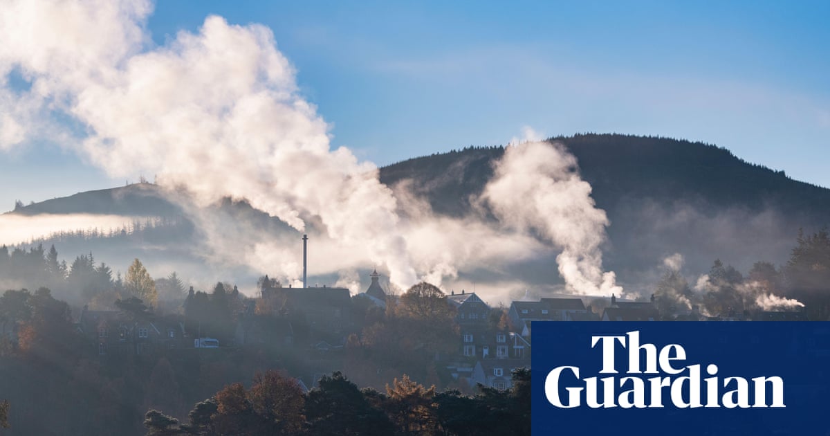 UK weather: Met Office issues woolly jumpers alert as Arctic blast arrives | UK weather