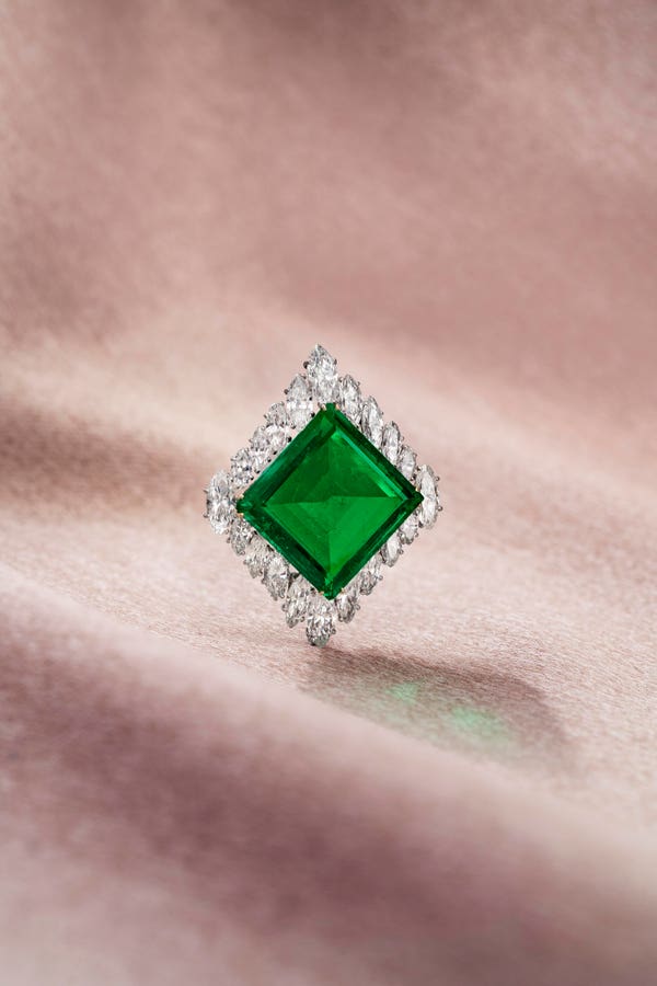 Royal Jewels Reigned Supreme At Geneva Jewelry Auctions