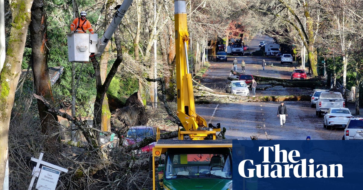 Weather tracker: Deadly bomb cyclone batters north-west US | Seattle