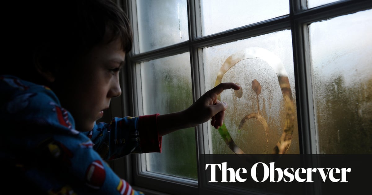 More foster carers in England leaving than signing up, says Ofsted report | Fostering