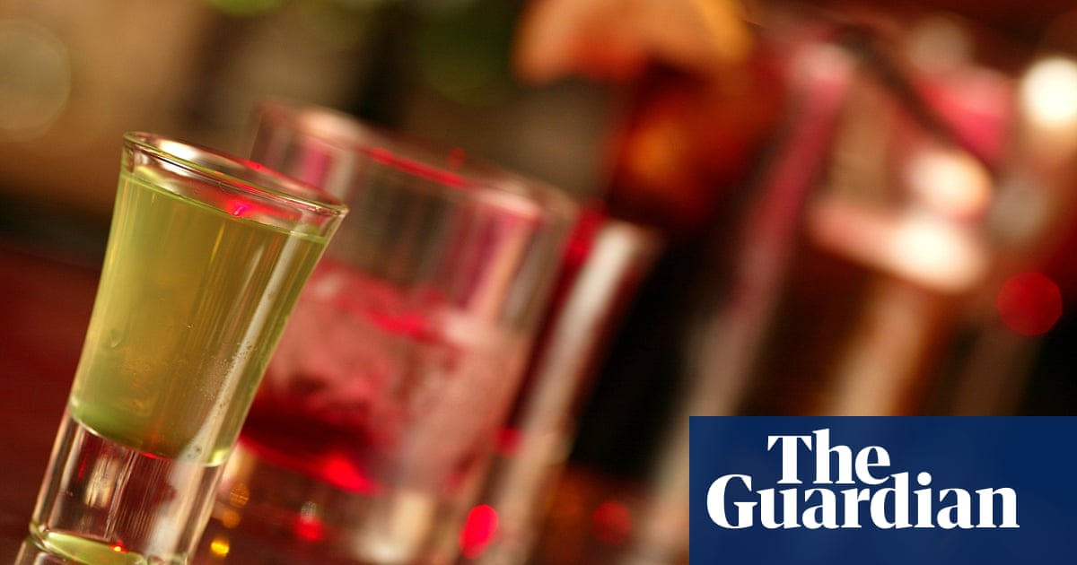 Thousands of bar staff in England and Wales to be trained to spot spiking | Violence against women and girls