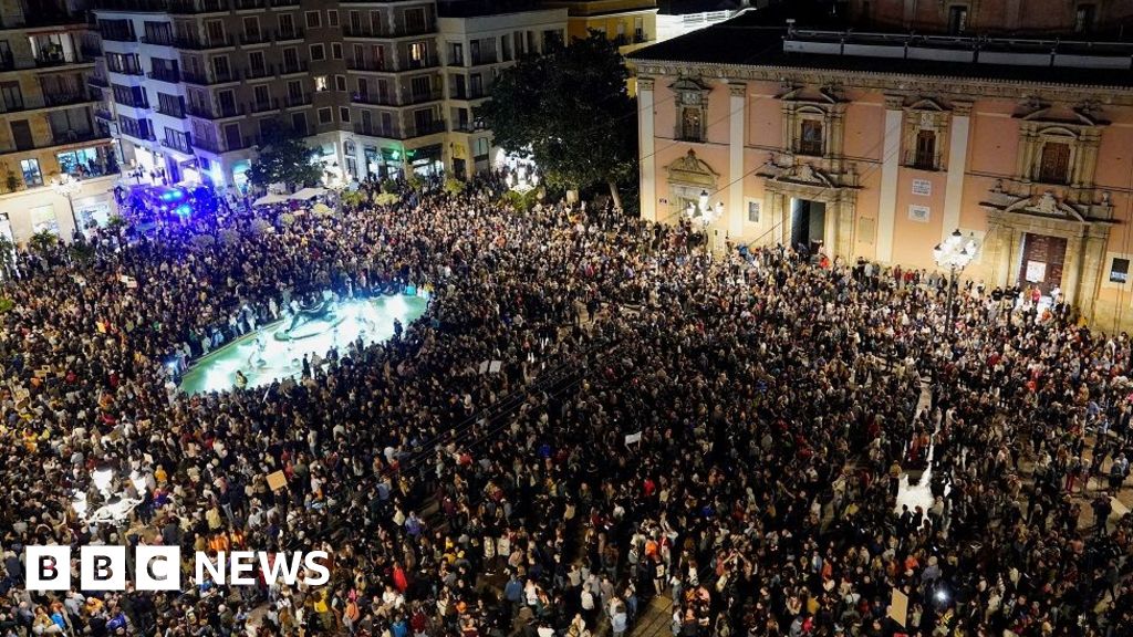 Tens of thousands protest and demand regional head resign