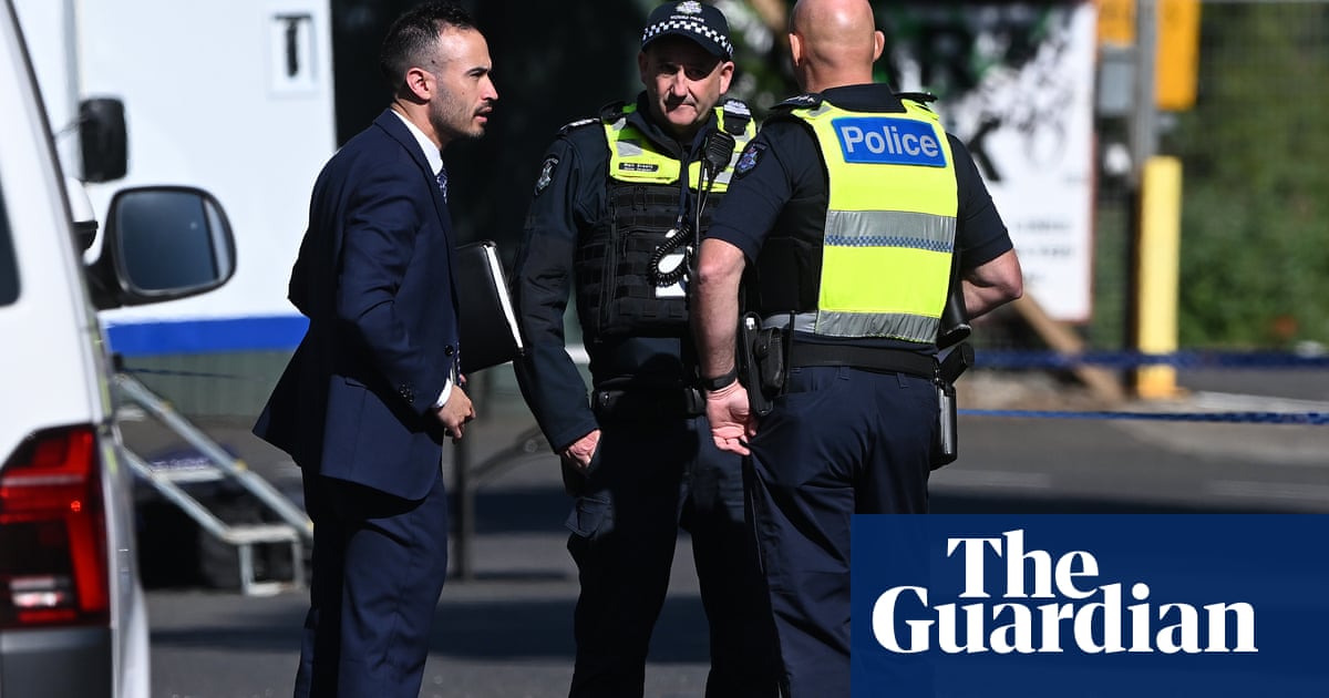 Police search for attacker after man shot dead in busy nightlife area in Melbourne | Melbourne