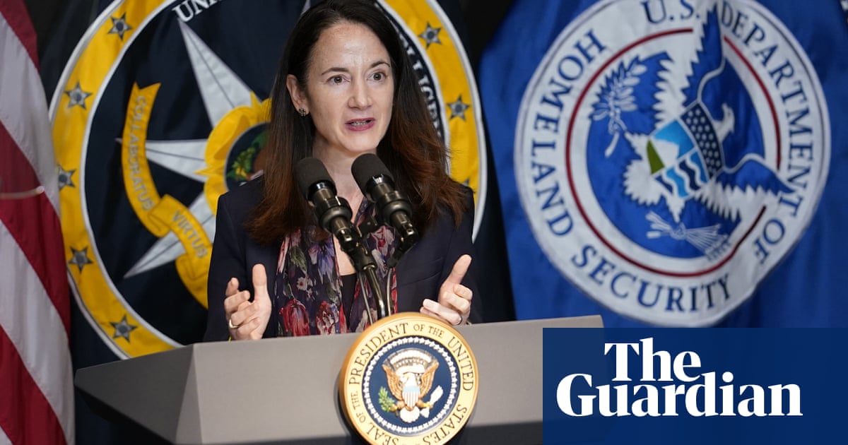 US security agencies warn of Russian election disinformation blitz in swing states | US elections 2024