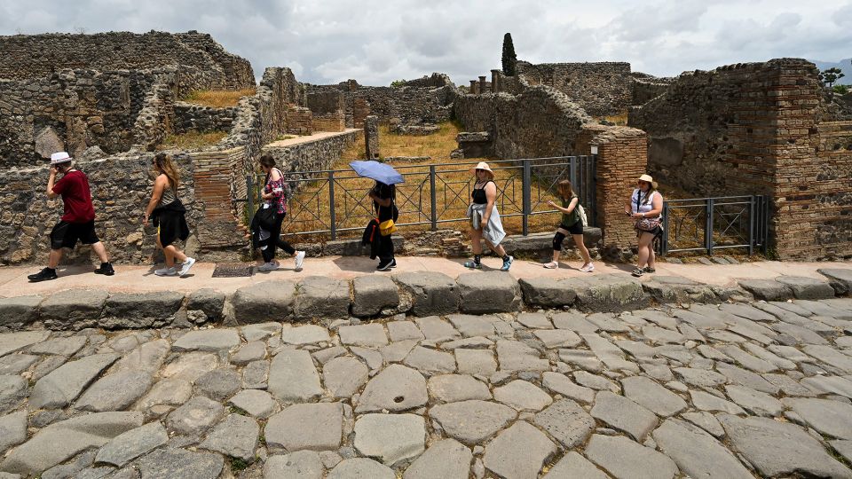 Pompeii is limiting its daily visitor numbers