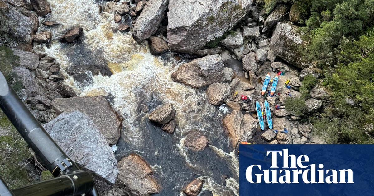 Man’s leg amputated in near 20-hour effort to free him from rocks in Tasmania’s Franklin River | Tasmania