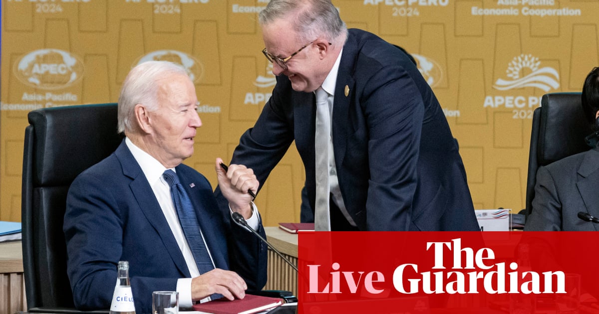 Australia politics live: Albanese lands in Rio for G20; Greens push Labor to bring forward student debt relief | Australia news