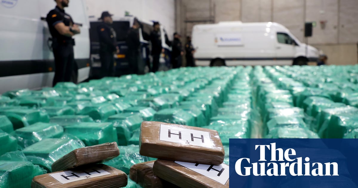 Spanish police seize record cocaine haul in banana shipment from Ecuador | Spain