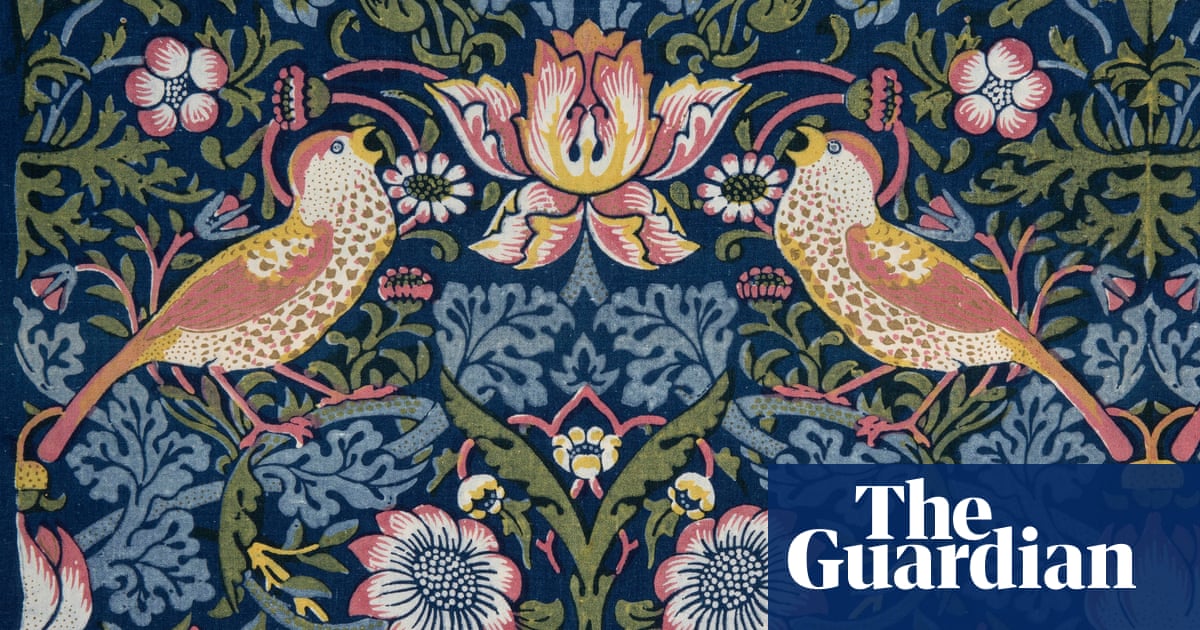 William Morris submarine seats? Gallery seeks ‘oddities’ adorned in famous print | William Morris