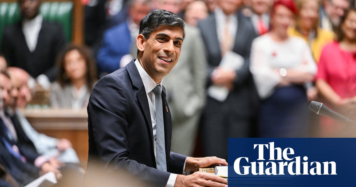 Rishi Sunak keen to remain MP after jetting-off jibes, insist friends | Rishi Sunak