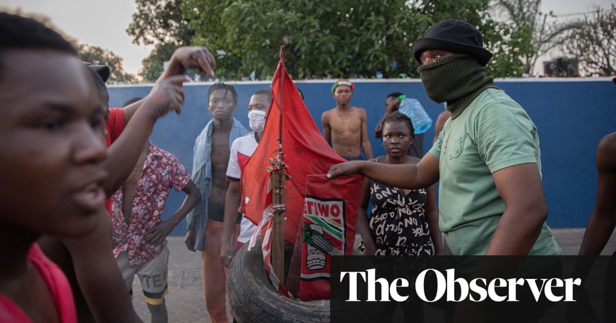 Death toll rises as protesters rage against Mozambique election result | Mozambique