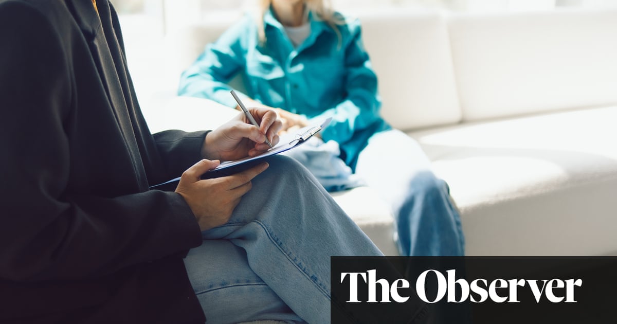 ‘Real nastiness’: therapist training courses in UK can be ‘toxic’ and need regulating, say students | Counselling and therapy