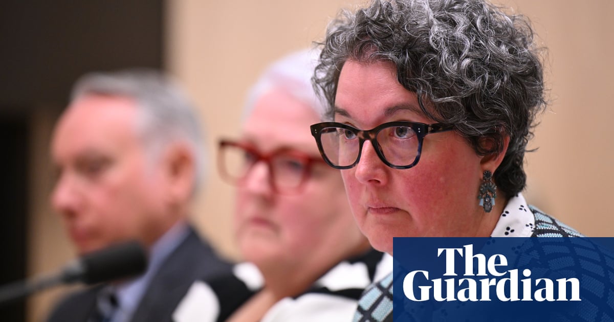 ‘Fact-finding’ mission to look at $300,000 payout for Australian public servant after relationship declared | Australia news