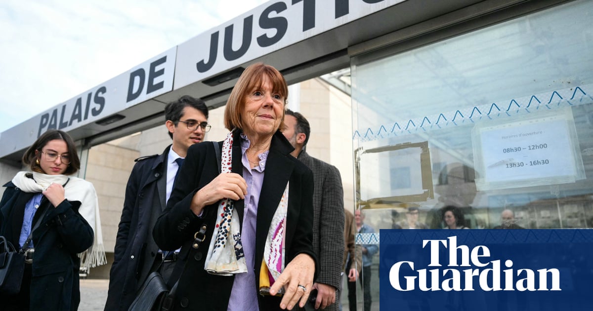 Gisèle Pelicot ‘honoured’ to wear scarf from Australian women’s group in court | Gisèle Pelicot rape trial