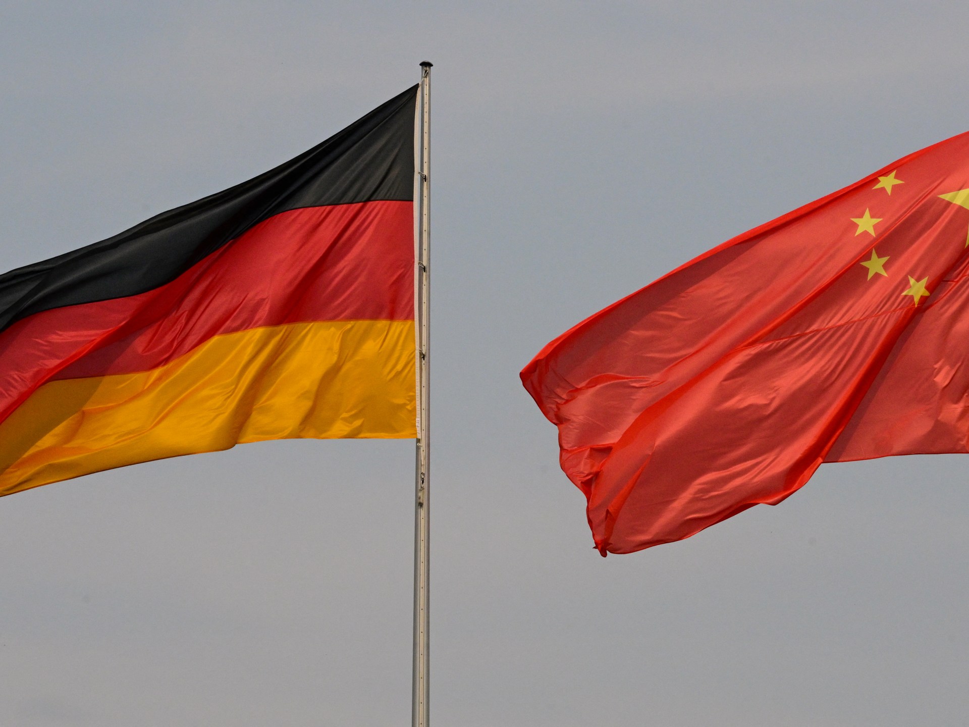 Germany arrests US national accused of spying for China | Espionage News