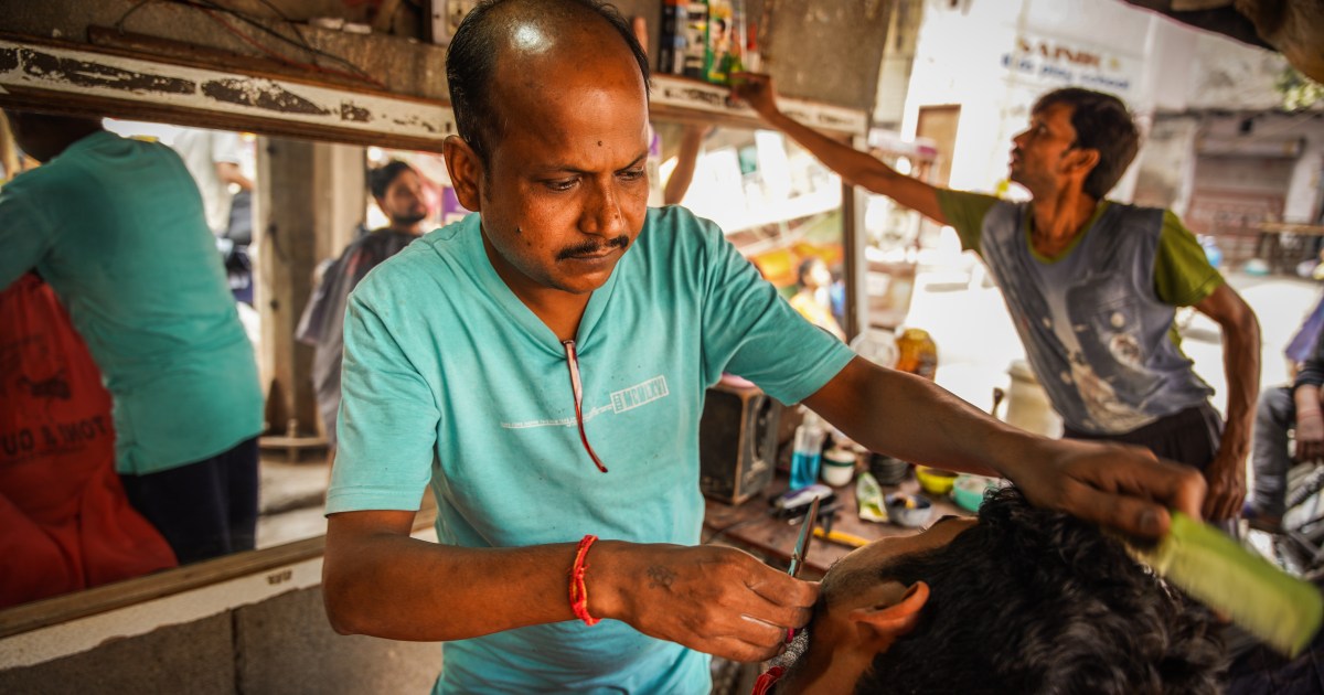 A day in the life of a New Delhi roadside barber | Arts and Culture