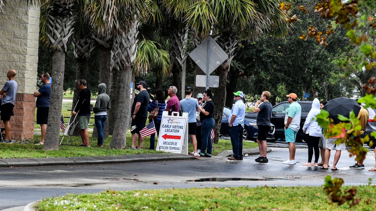 Election fact check: Minor glitches at a few isolated polling places do not indicate widespread fraud