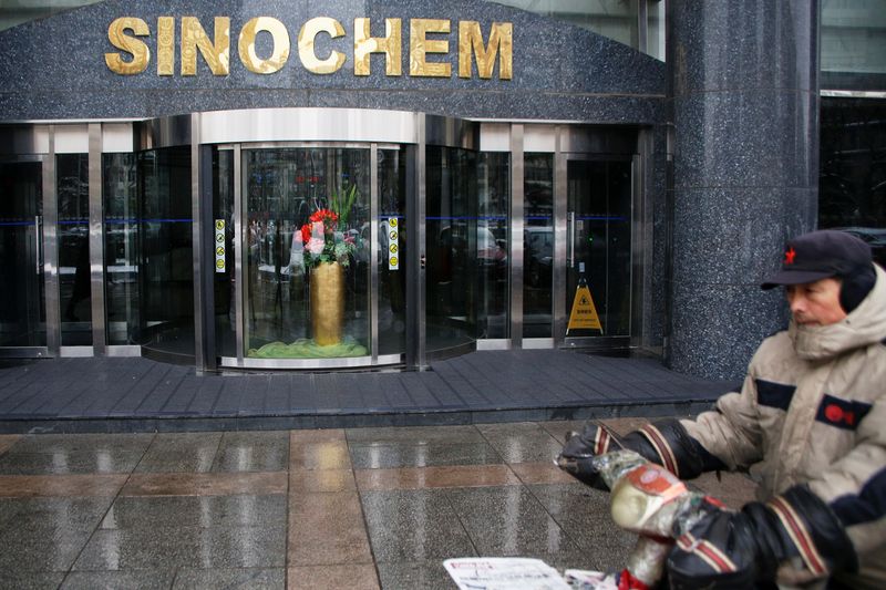 Exclusive-Sinochem may keep bankrupt refineries as auctions draw scant interest, sources say