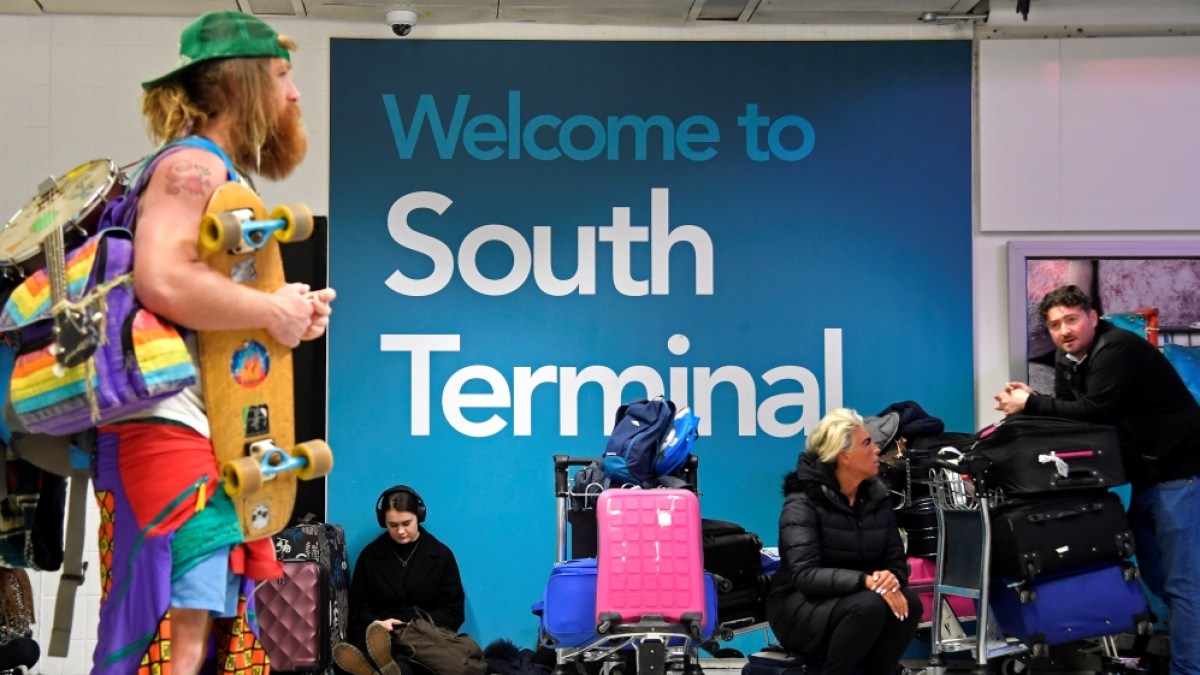 Bomb disposal team sent to London Gatwick airport after terminal evacuated | News