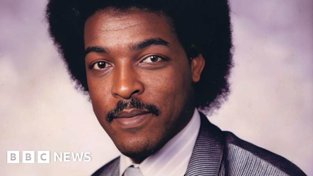 Journalist Dawit Isaak held in Eritrean jail for 23 years wins rights prize