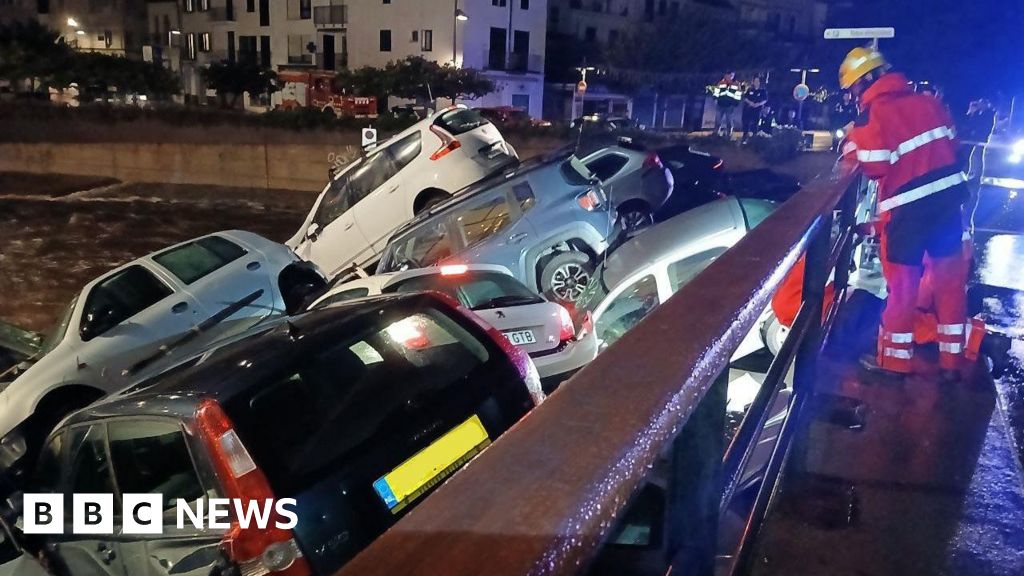 Fresh Spain floods sweep away dozens of cars near Girona