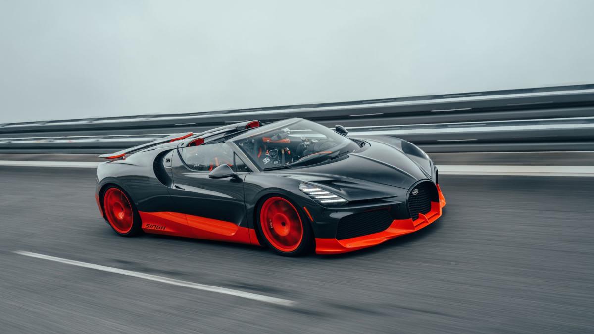 Bugatti W16 Mistral Sets New Top-Speed World Record for Open-Top Cars at 453.91 km/h