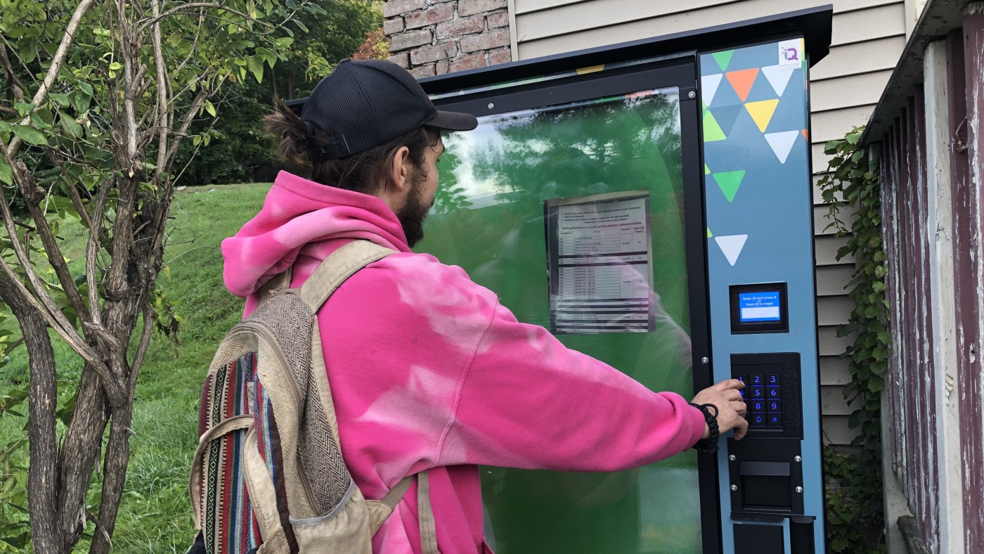 Instead of sodas, these vending machines offer needles and Narcan to fight overdoses : Shots