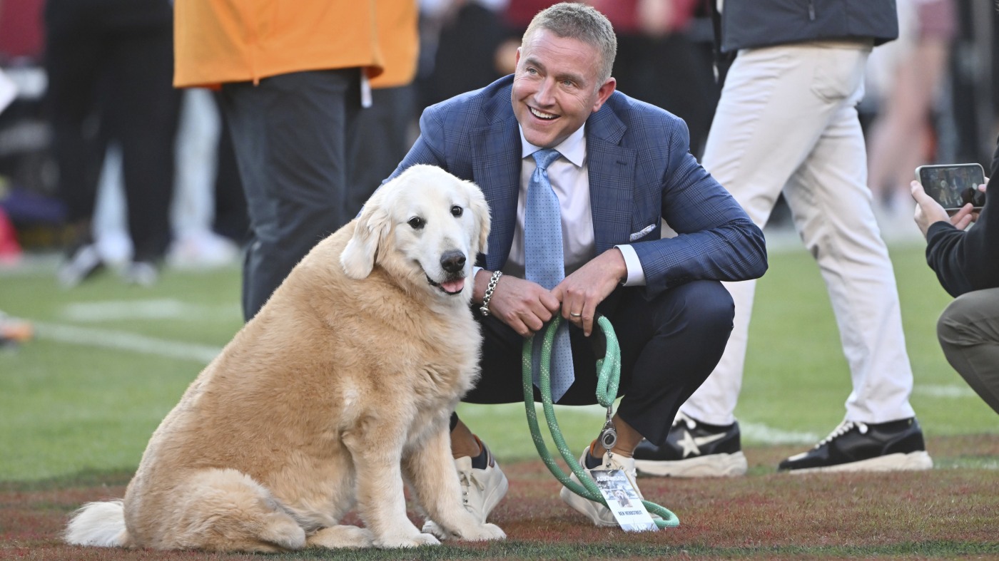 ESPN host Kirk Herbstreit's service dog, Ben, has died : NPR