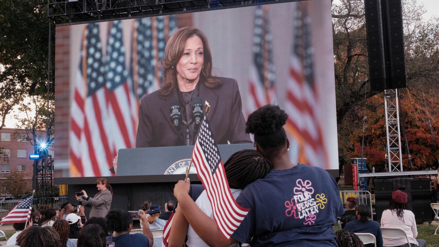 Howard University students disappointed but resilient after Harris' election loss : NPR