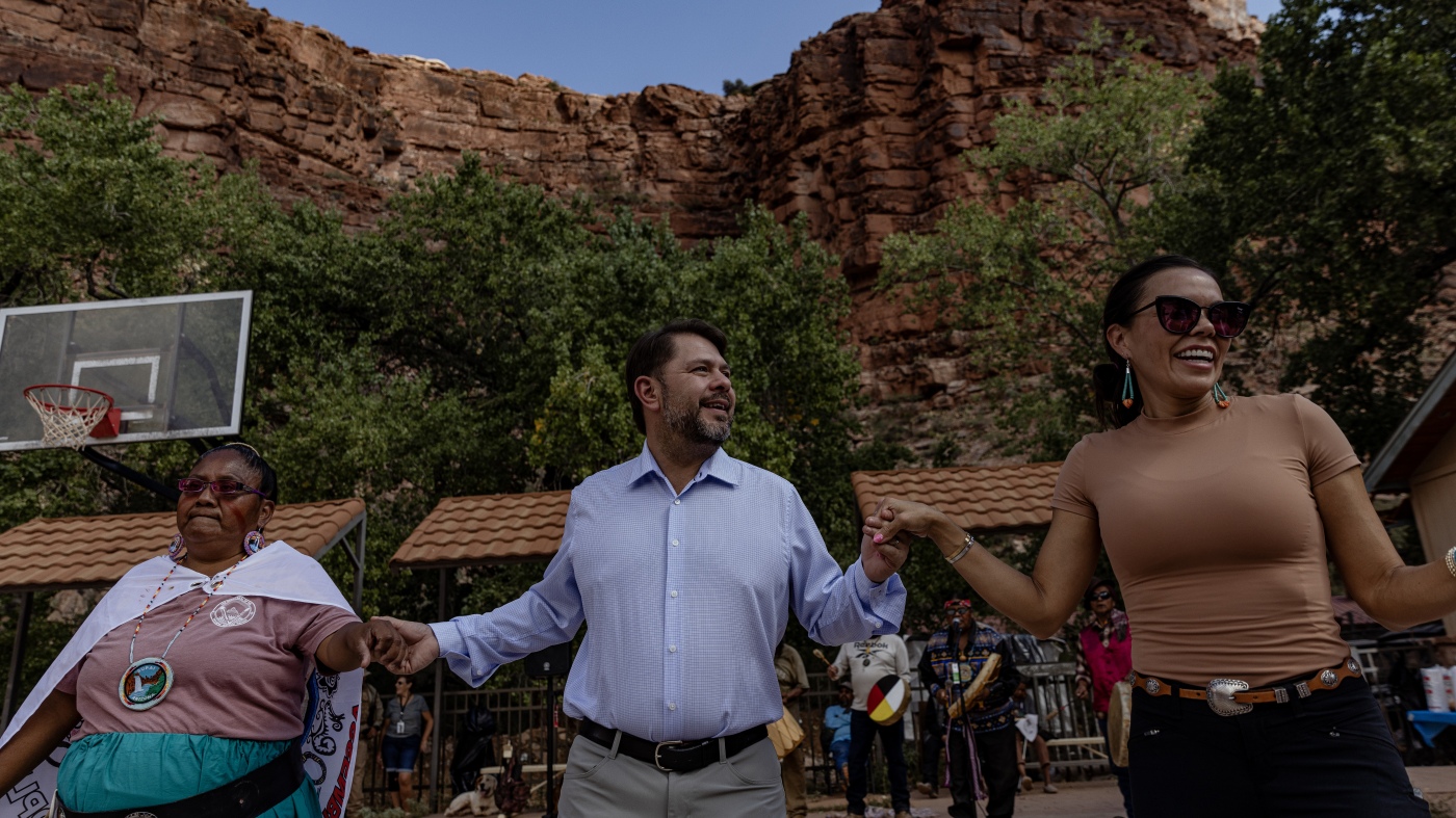 On Arizona's campaign trail, there are 22 tribal lands. He set out to visit them all : NPR