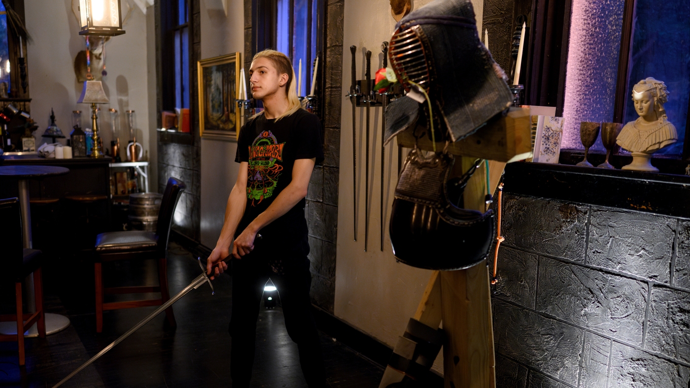 No politics allowed at this sword-fighting club near Pittsburgh : NPR